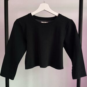 Black Half Sleeve Crop Top